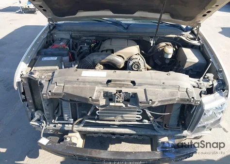 2007 Chevrolet Tahoe Ls z USA, uszkodzony, nr VIN 1GNFC13057R287741